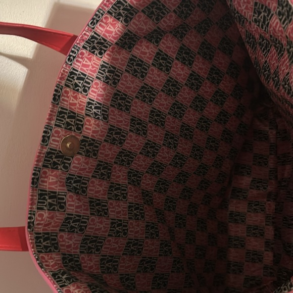 NWOT Juicy Couture Pink and Red Tote Love Velvet airplane travel overnight - Picture 6 of 7
